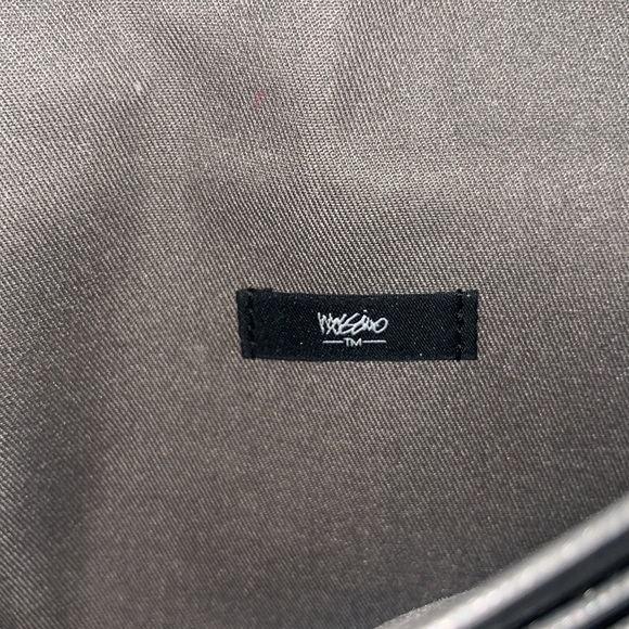 Mossimo Silver Clutch Wallet - Picture 3 of 4